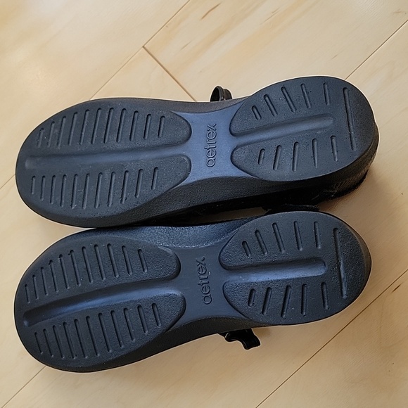 Aetrex, 7.5, Black Mary Jane, removable insert, like new condition - Picture 3 of 4